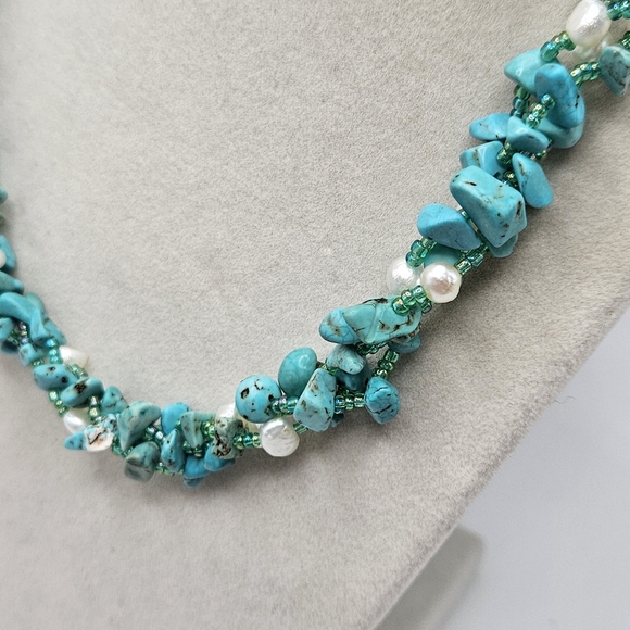 VINTAGE Turquoise and Pearl Braided Three Strand Necklace - Picture 4 of 6